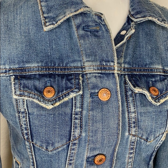 Gap Distressed Jean Jacket - Picture 4 of 8
